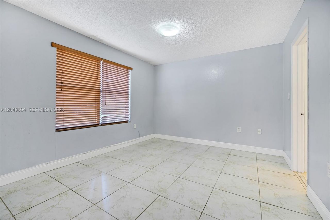 15560 SW 104th Ter , Unit 611, Miami, FL 33196 Photo