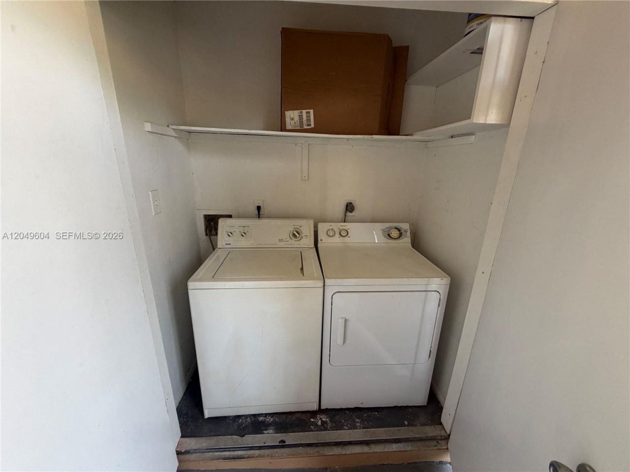15560 SW 104th Ter, Unit 611, Miami, FL 33196 Photo