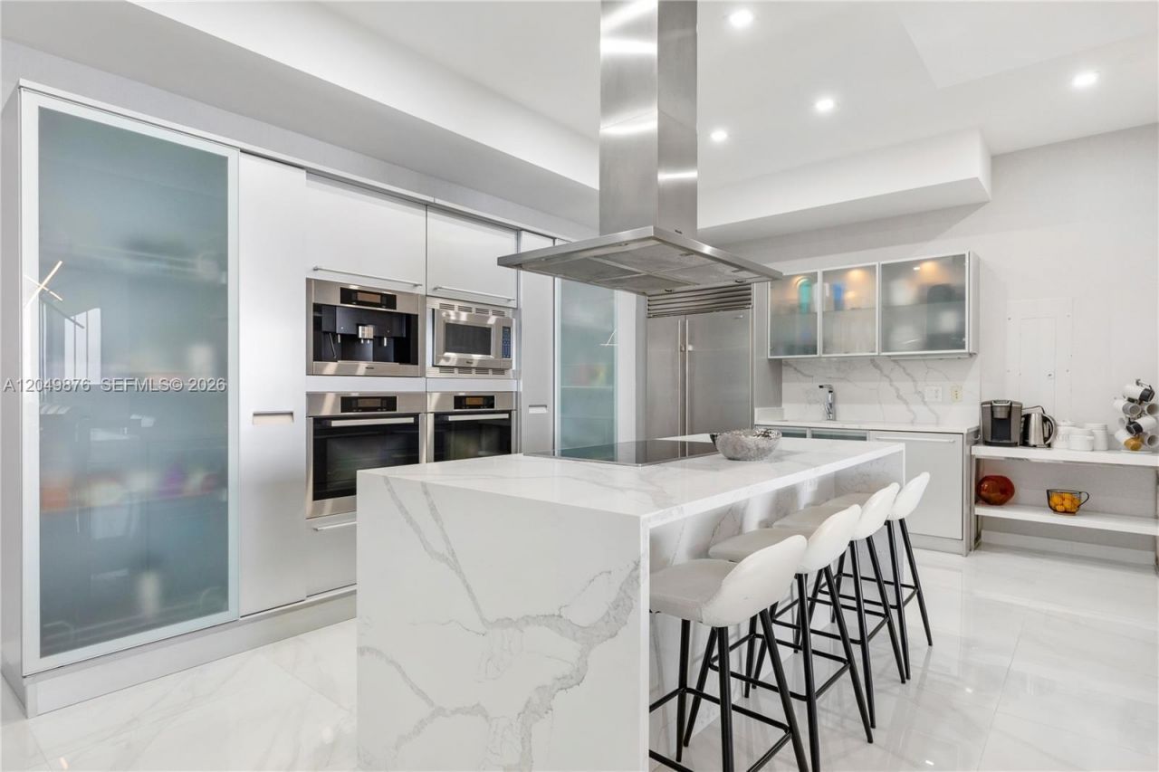 18201 Collins Ave, Unit 3504, Sunny Isles Beach, FL 33160 Photo