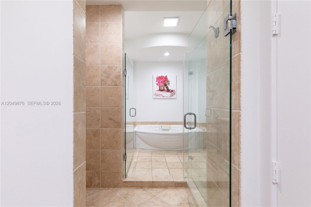 18201 Collins Ave, Unit 3504, Sunny Isles Beach, FL 33160 Photo