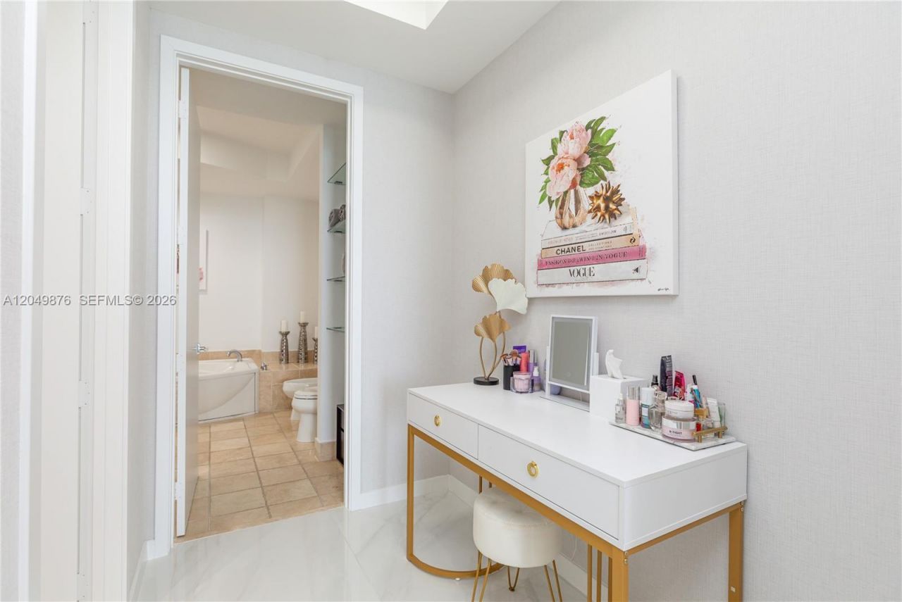 18201 Collins Ave, Unit 3504, Sunny Isles Beach, FL 33160 Photo