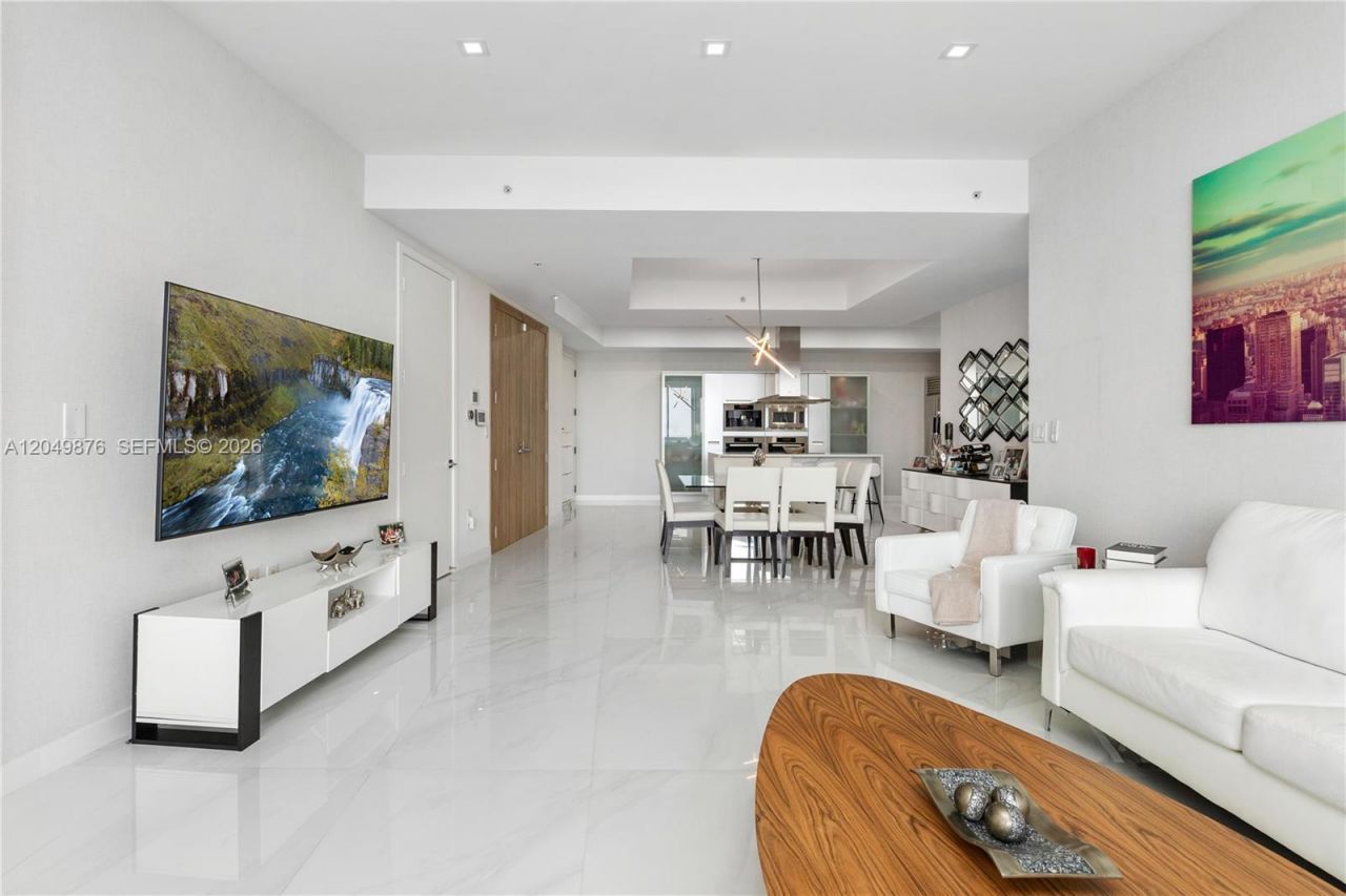 18201 Collins Ave, Unit 3504, Sunny Isles Beach, FL 33160 Photo