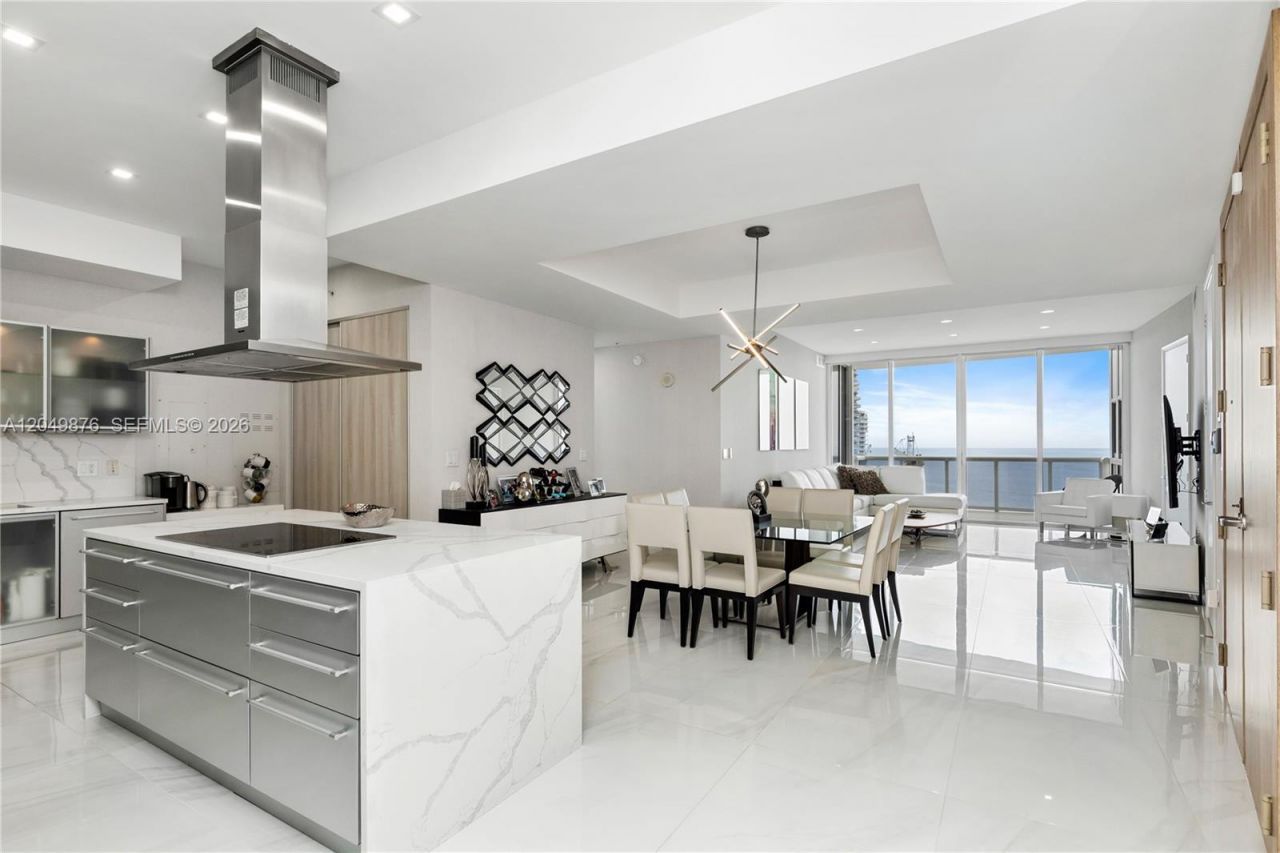 18201 Collins Ave, Unit 3504, Sunny Isles Beach, FL 33160 Photo