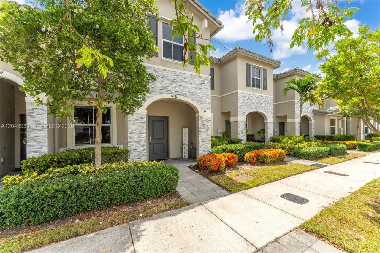 1461 SE 26th Rd , Homestead, FL 33035 Photo