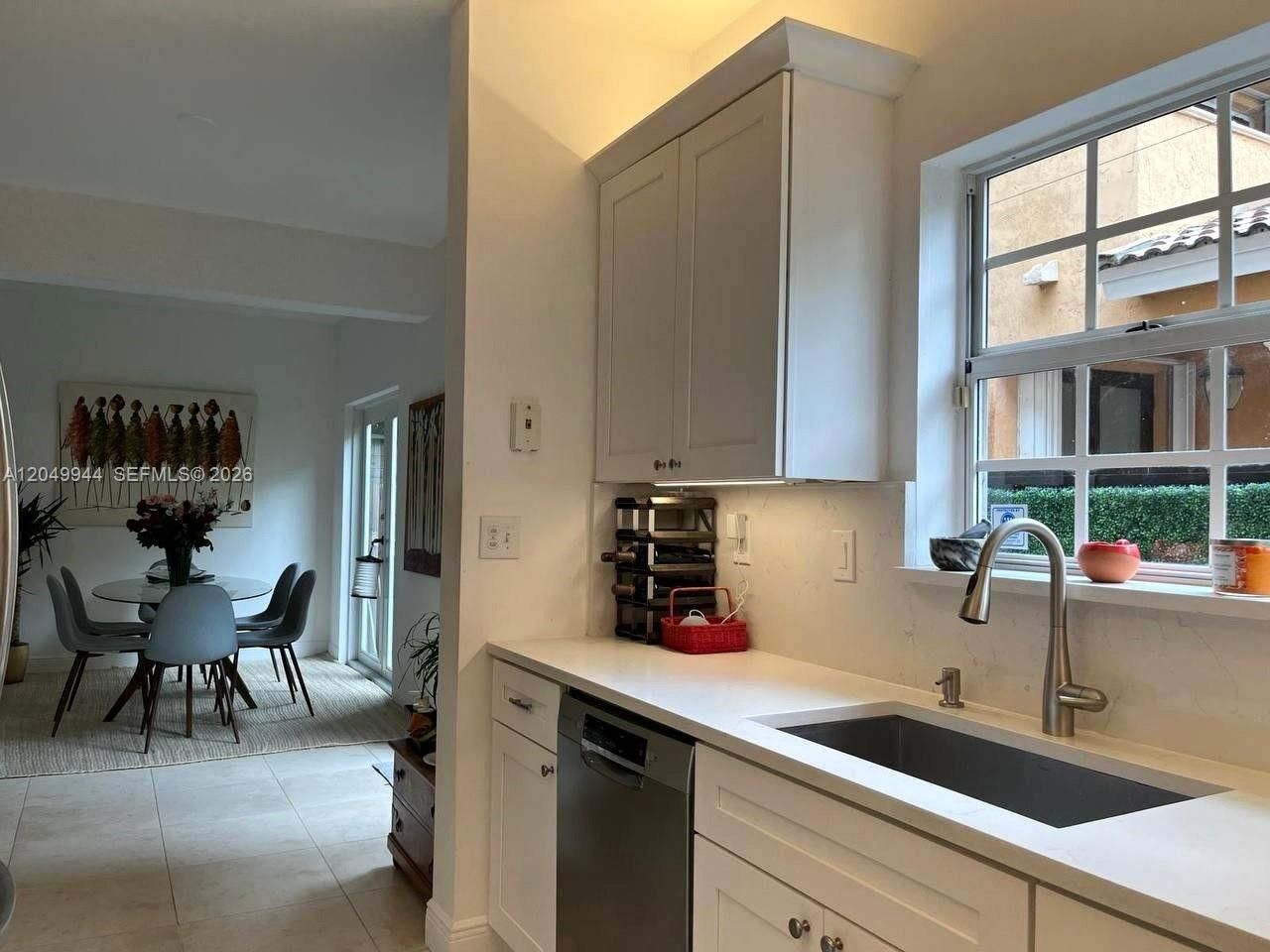 3135 Gifford Ln , Unit F, Miami, FL 33133 Photo