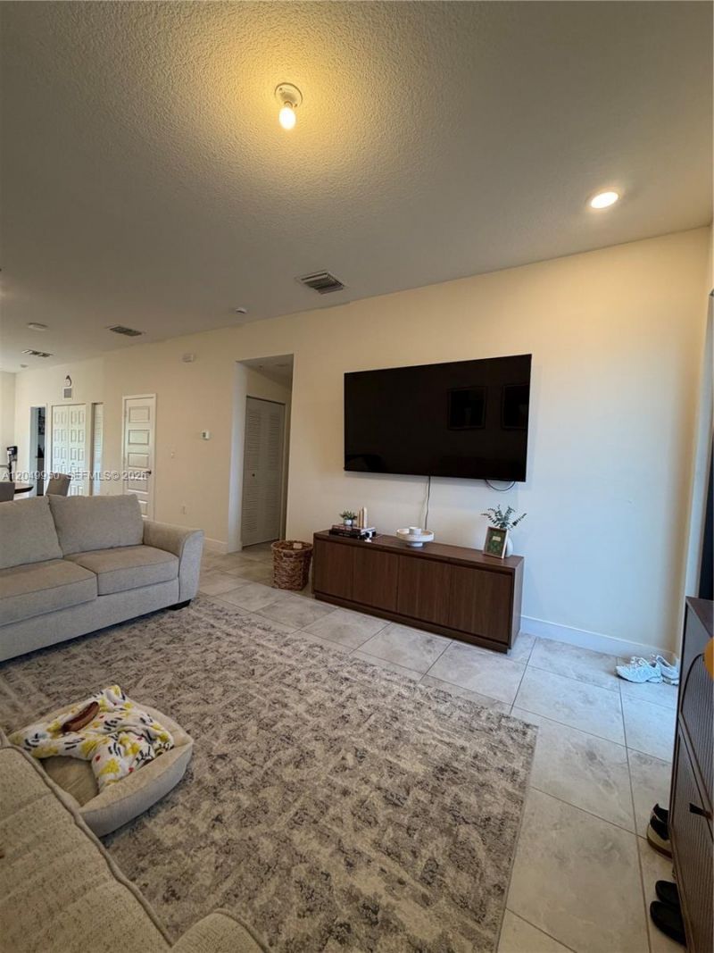8195 NW 104th Ave , Unit 22, Doral, FL 33178 Photo