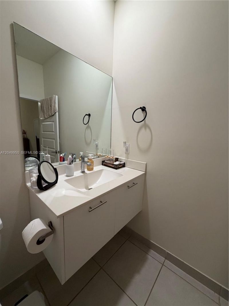 8195 NW 104th Ave , Unit 22, Doral, FL 33178 Photo