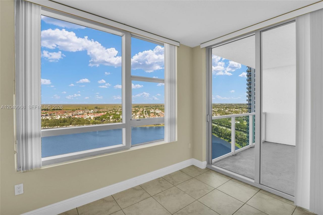 2681 N Flamingo Rd , Unit 1903S, Sunrise, FL 33323 Photo