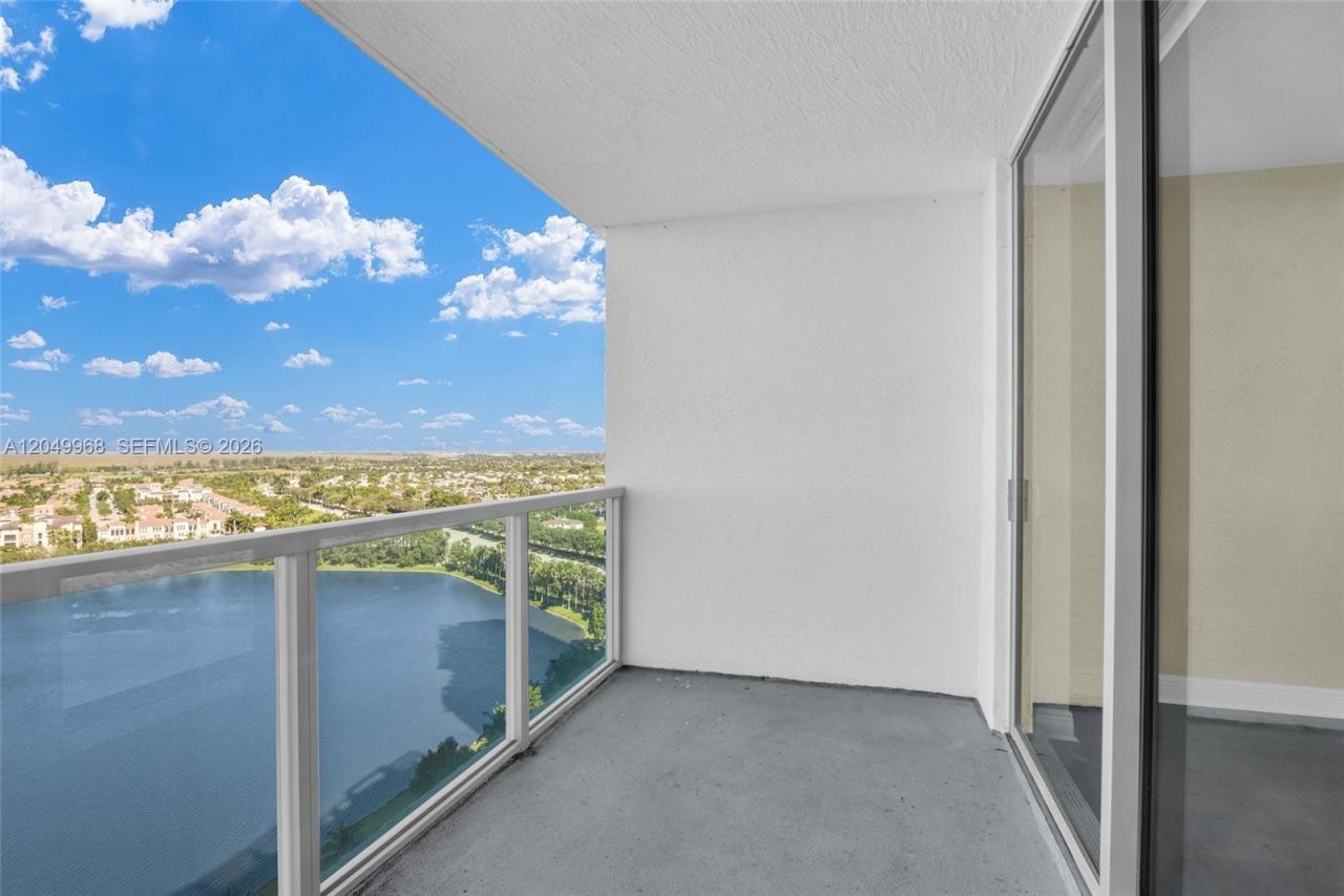 2681 N Flamingo Rd , Unit 1903S, Sunrise, FL 33323 Photo