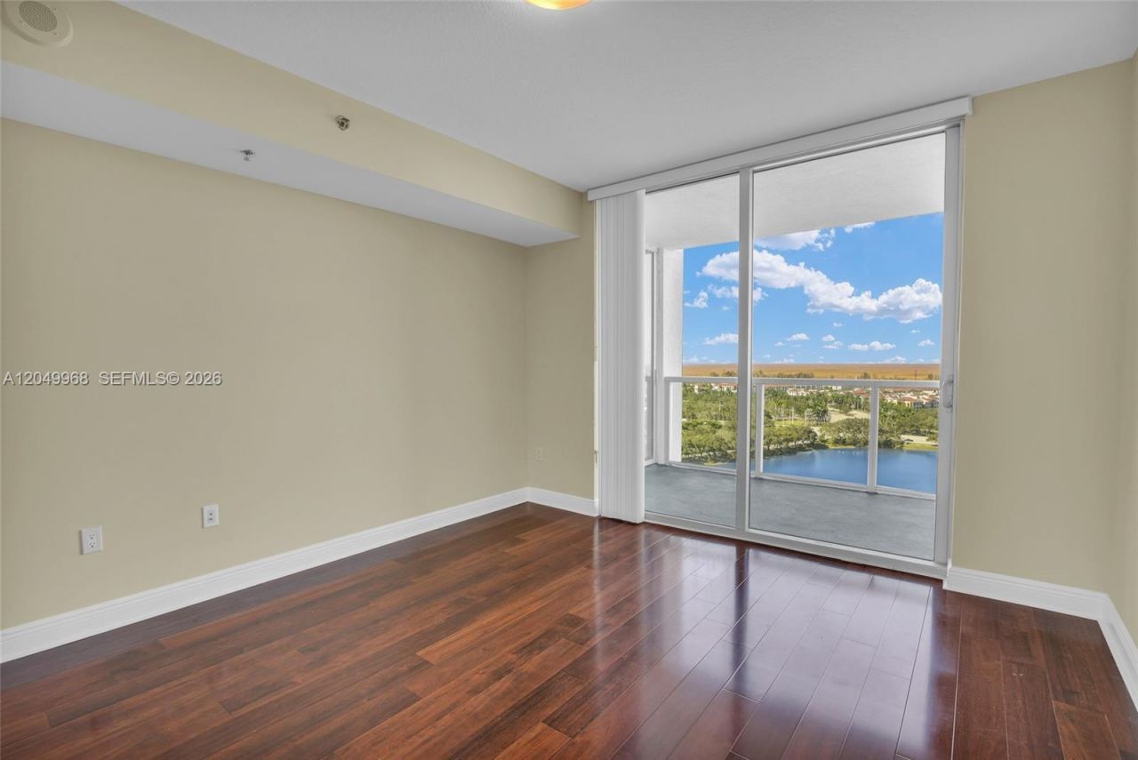 2681 N Flamingo Rd , Unit 1903S, Sunrise, FL 33323 Photo