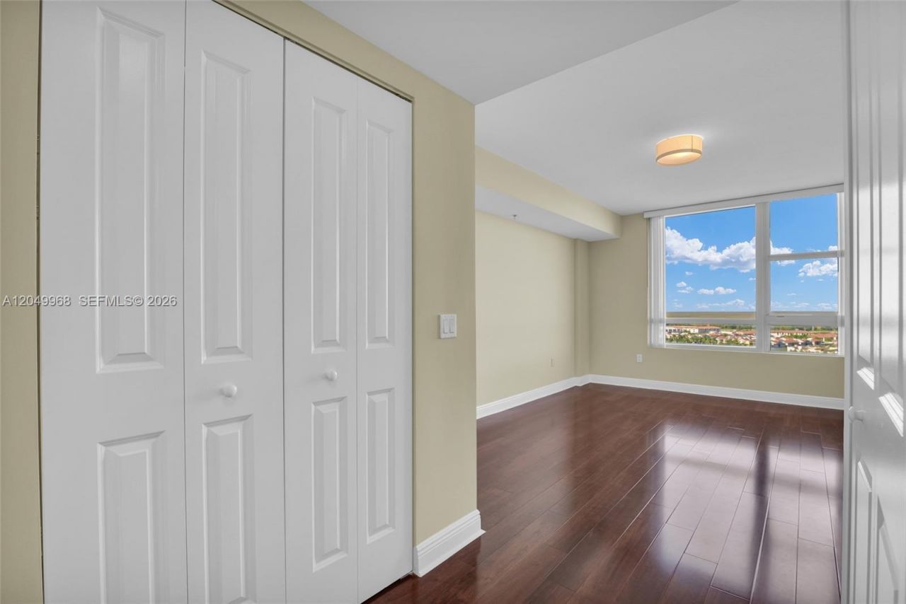 2681 N Flamingo Rd , Unit 1903S, Sunrise, FL 33323 Photo