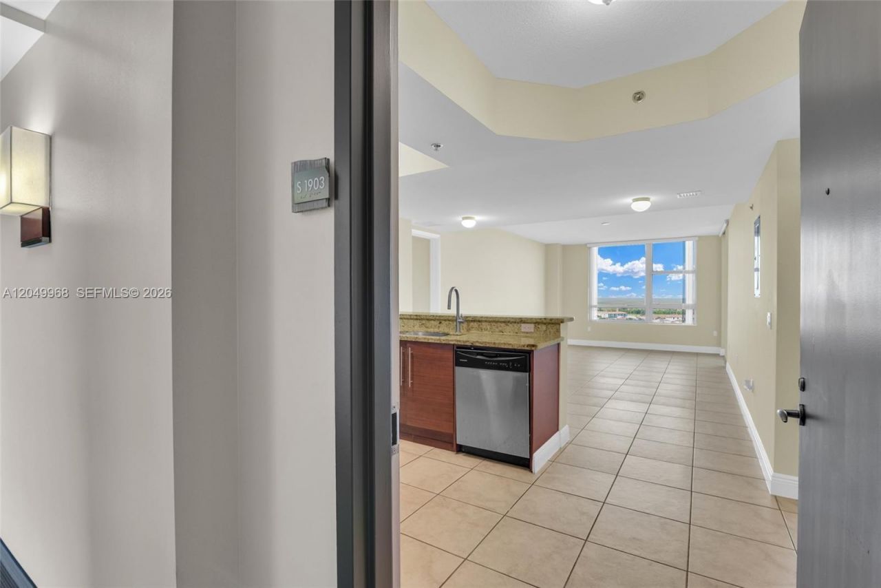 2681 N Flamingo Rd , Unit 1903S, Sunrise, FL 33323 Photo