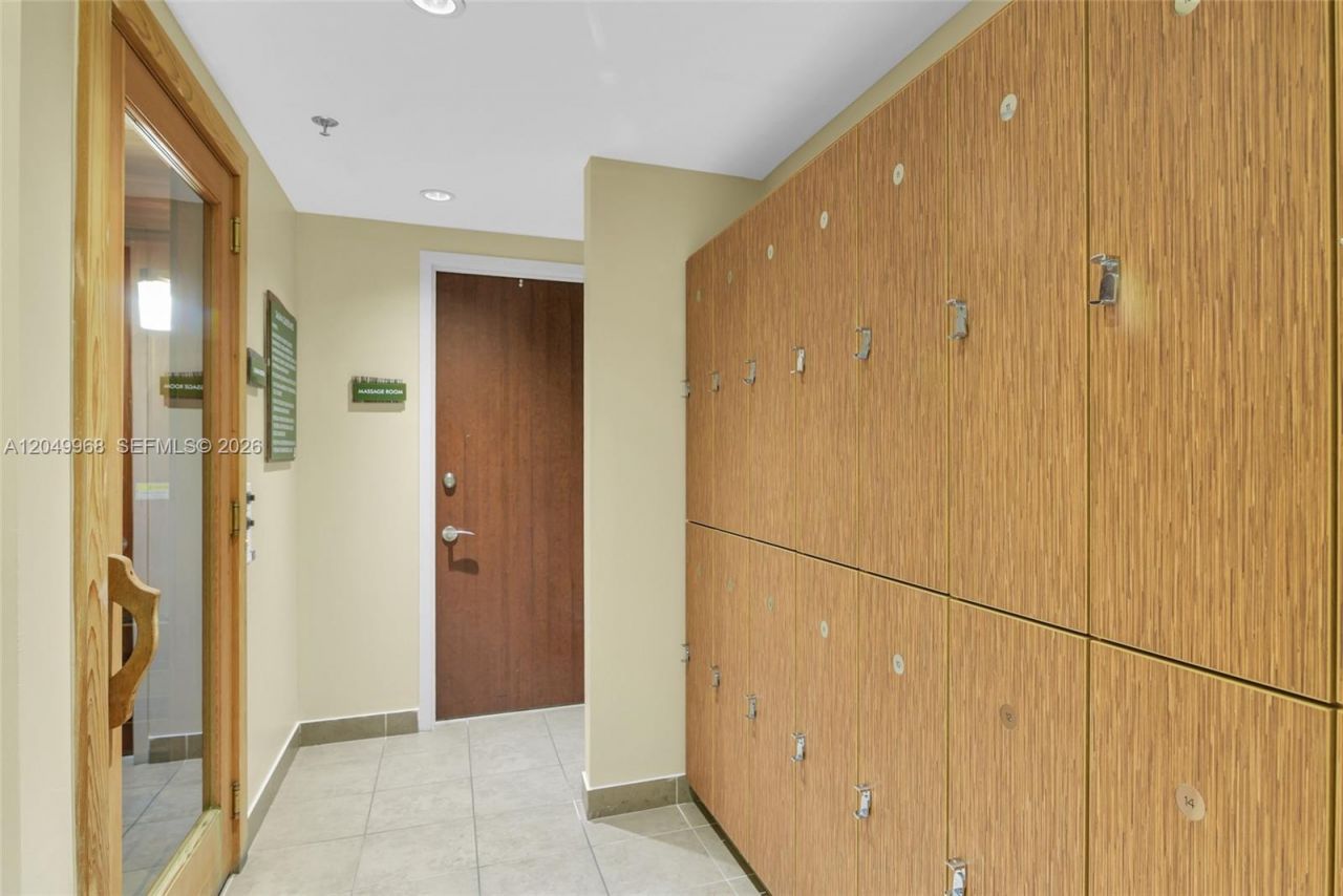 2681 N Flamingo Rd , Unit 1903S, Sunrise, FL 33323 Photo