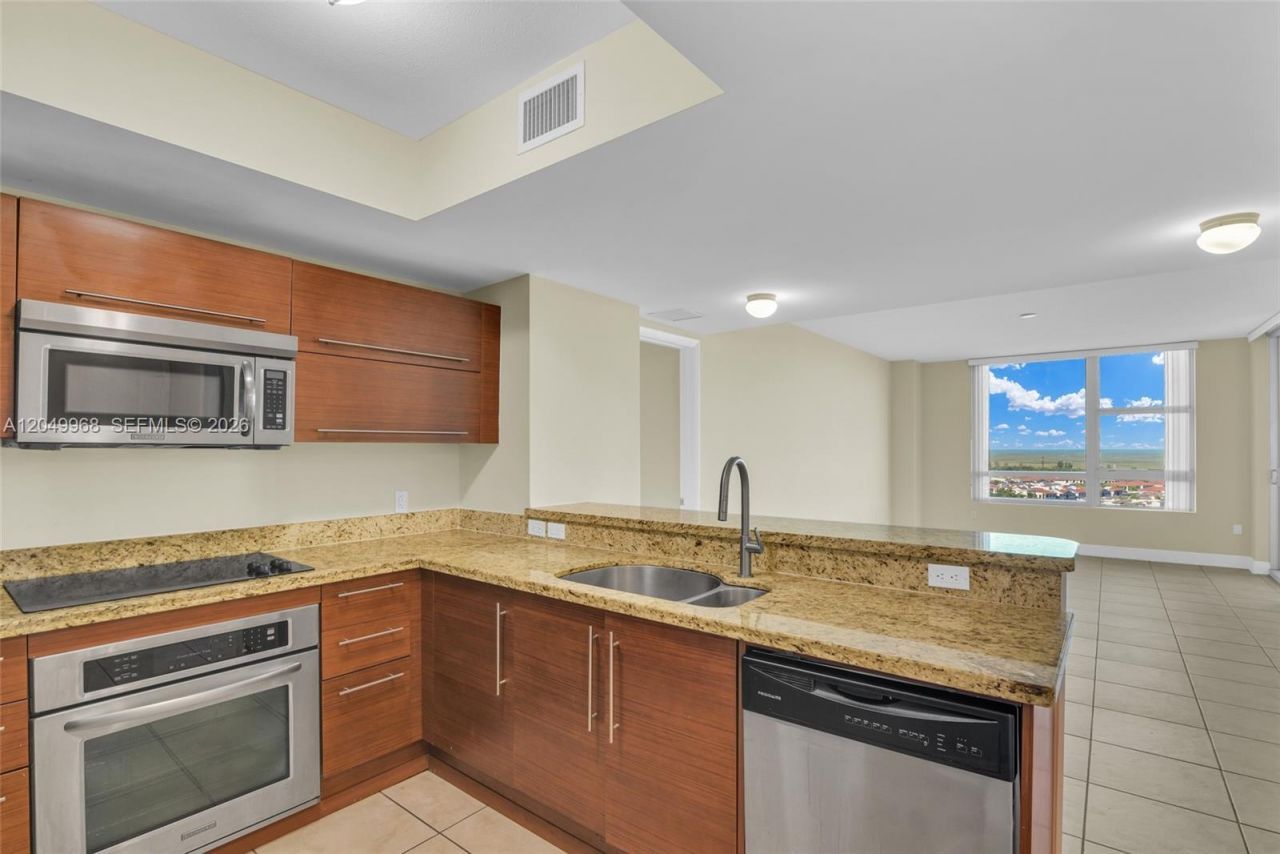 2681 N Flamingo Rd , Unit 1903S, Sunrise, FL 33323 Photo