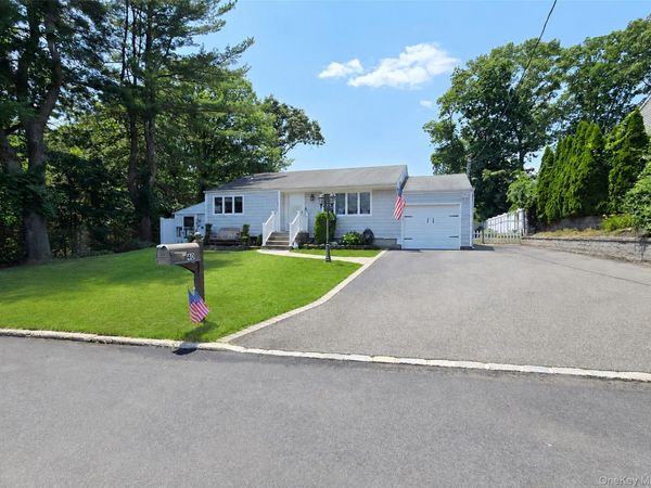 40 Sarah Drive , Lake Grove, NY 11755