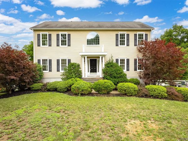 7 Fox Run, Wappingers Falls, NY 12590