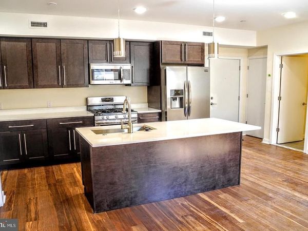 934 S 5TH STREET, UNIT B2, PHILADELPHIA, PA 19147