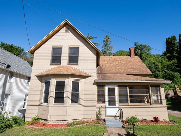 247 North St, Fountain City, WI 54629
