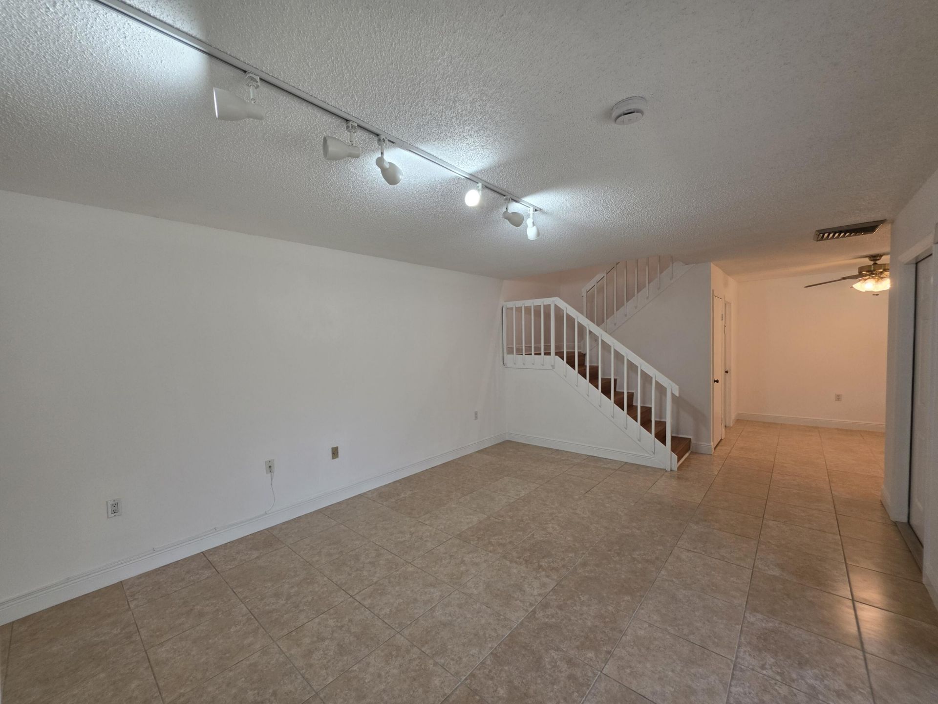 708 7th Lane, Palm Beach Gardens, FL 33418 Photo