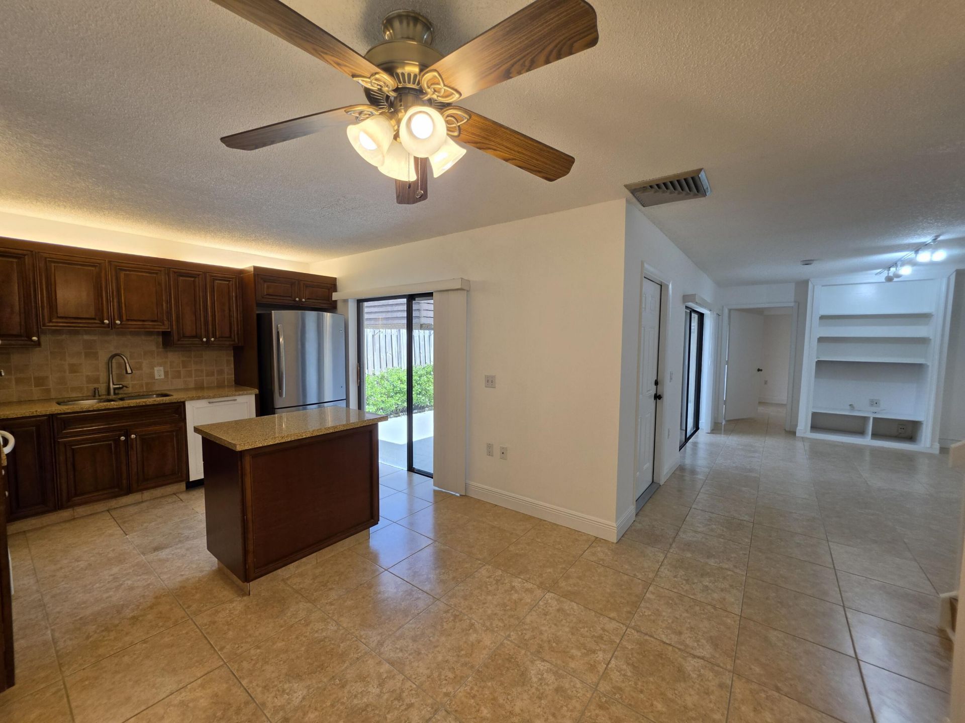708 7th Lane, Palm Beach Gardens, FL 33418 Photo