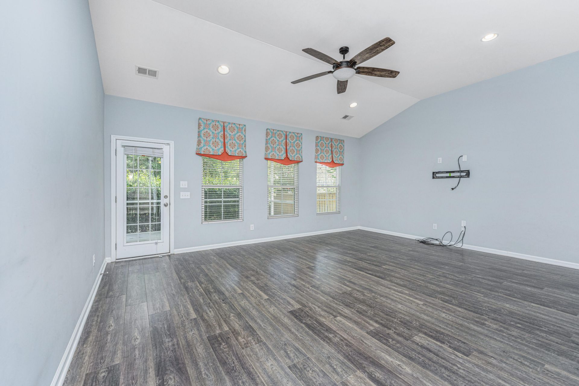 514 Tarleton Drive Photo 11