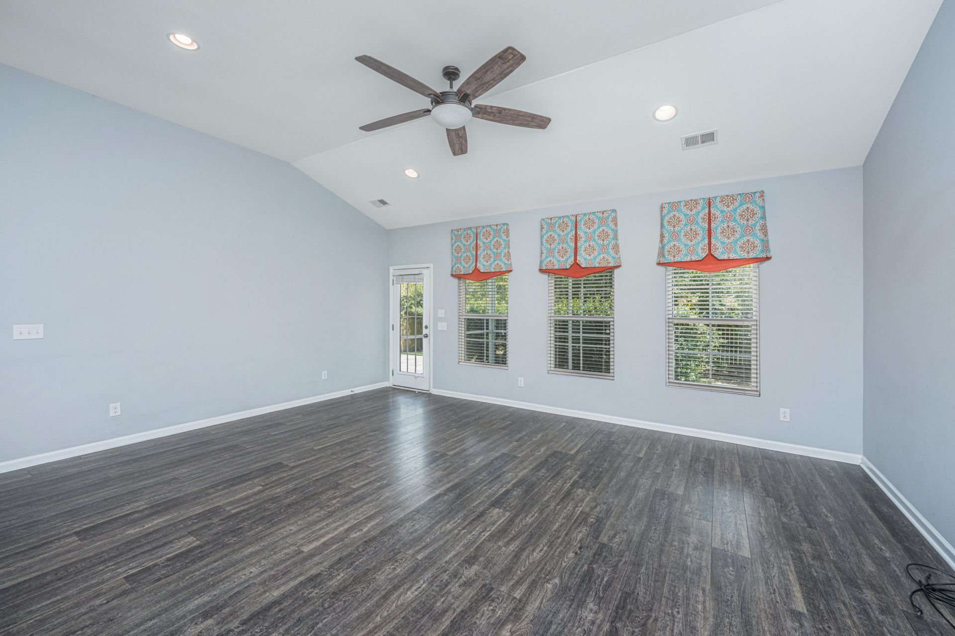 514 Tarleton Drive Photo 14