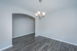 514 Tarleton Drive photo 4