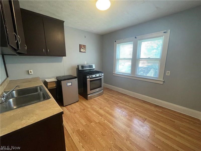 11903 Avon Avenue, Cleveland, OH 44105 Photo 24