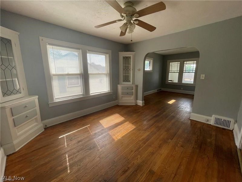 11903 Avon Avenue, Cleveland, OH 44105 Photo 27