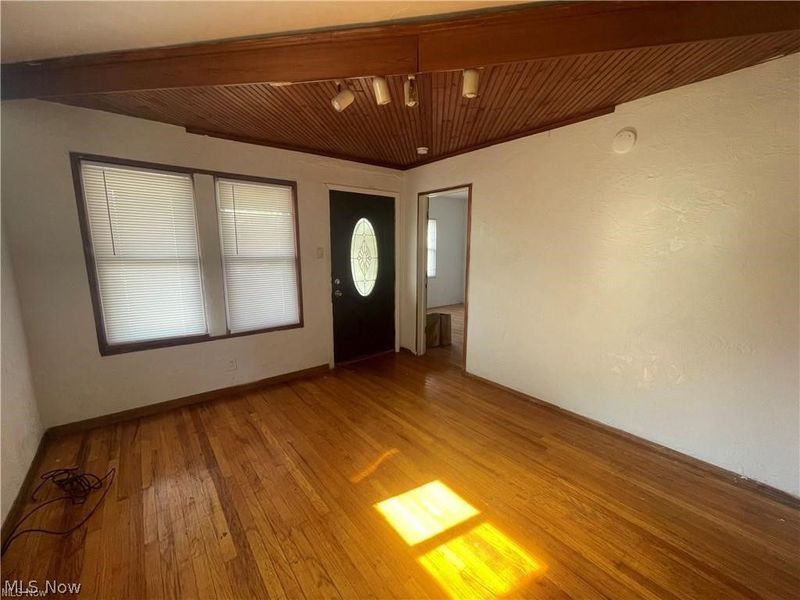 11903 Avon Avenue, Cleveland, OH 44105 Photo 7
