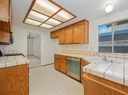 6910 Paseo Del Sol Way, Elk Grove, CA 95758 Photo