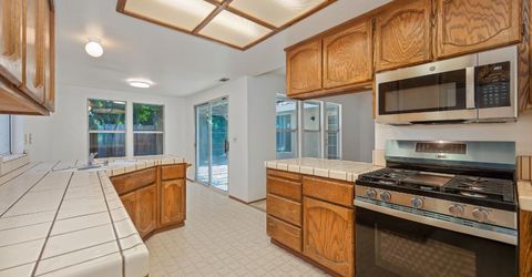 6910 Paseo Del Sol Way, Elk Grove, CA 95758 Photo