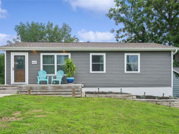 1633 23rd st NW, Cedar Rapids, IA 52405