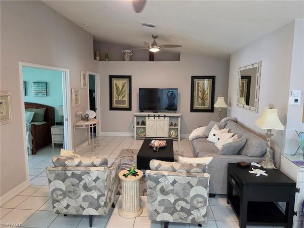 200 Diamond CIR , Unit 202, NAPLES, FL 34110