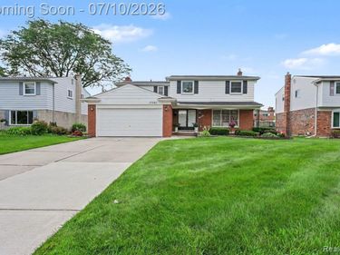17321 Madison Street, Southfield, MI 48076