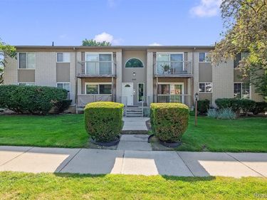 3551 W 14 Mile Road, Royal Oak, MI 48073