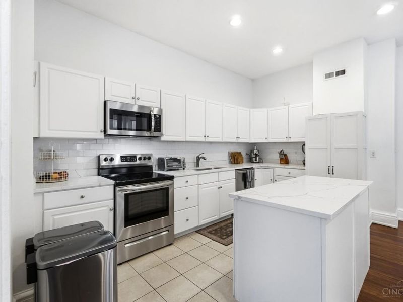 1730 Fairfax Avenue, Cincinnati, OH 45207 Photo 10