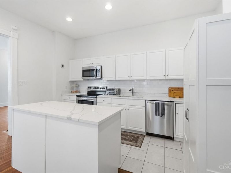 1730 Fairfax Avenue, Cincinnati, OH 45207 Photo 11