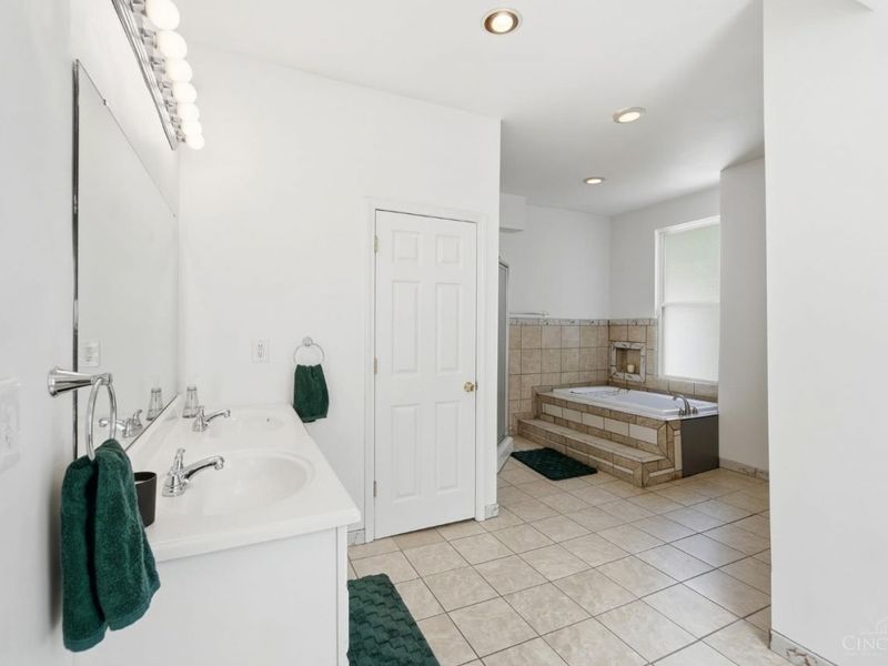 1730 Fairfax Avenue, Cincinnati, OH 45207 Photo 32