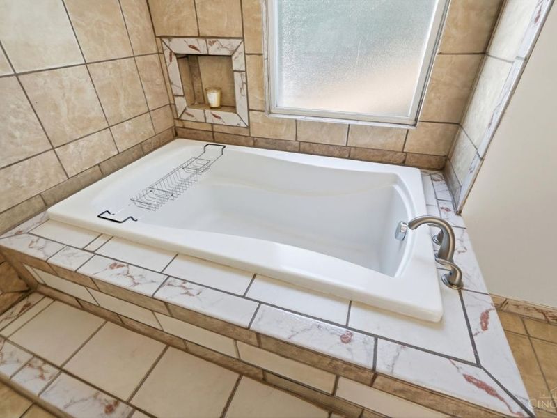 1730 Fairfax Avenue, Cincinnati, OH 45207 Photo 35