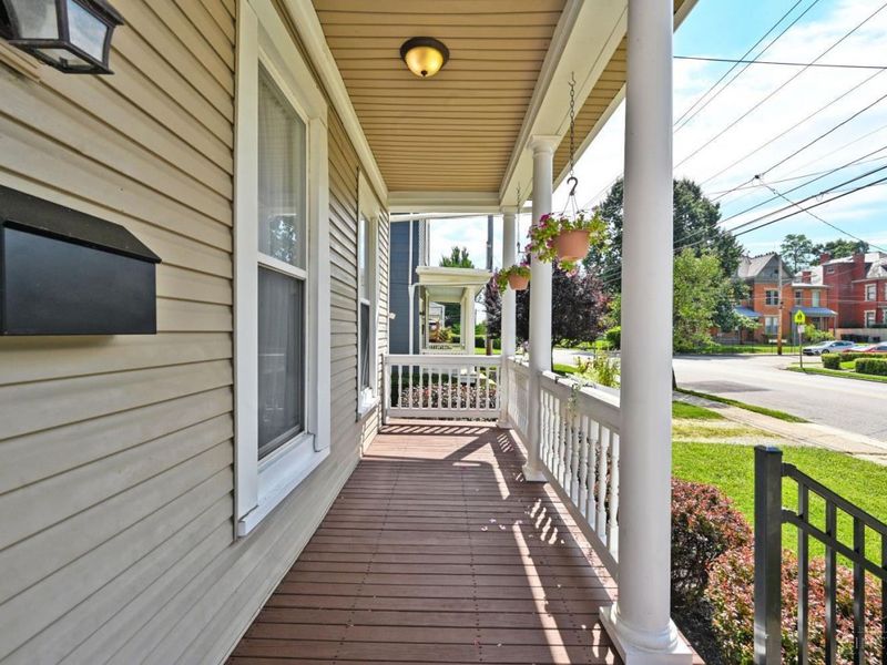 1730 Fairfax Avenue, Cincinnati, OH 45207 Photo 4
