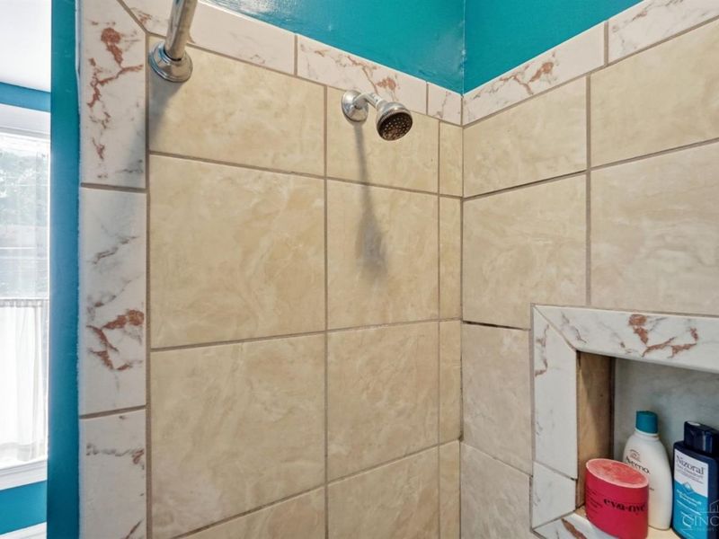 1730 Fairfax Avenue, Cincinnati, OH 45207 Photo 45