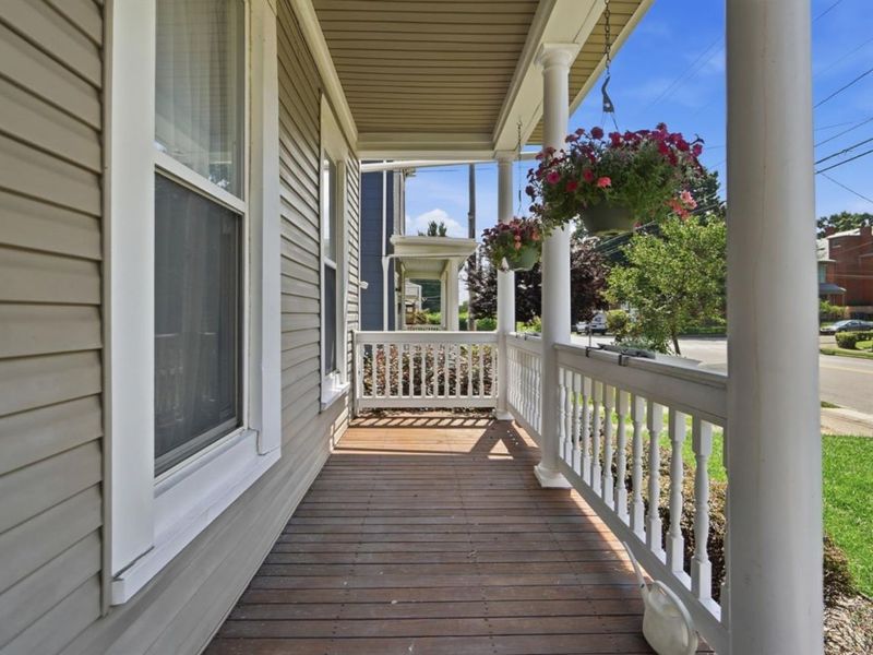 1730 Fairfax Avenue, Cincinnati, OH 45207 Photo 5