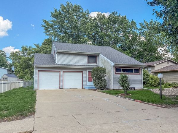 2314 Mulberry Court , Champaign, IL 61821