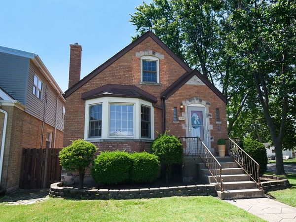 7257 W Fitch Avenue , Chicago, IL 60631