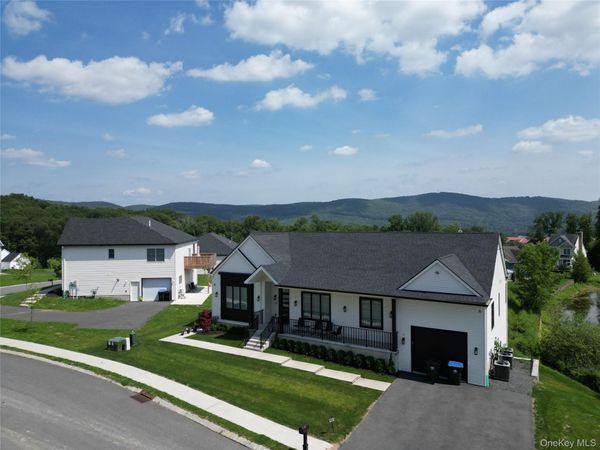 10 Union Transfer , Monroe, NY 10950