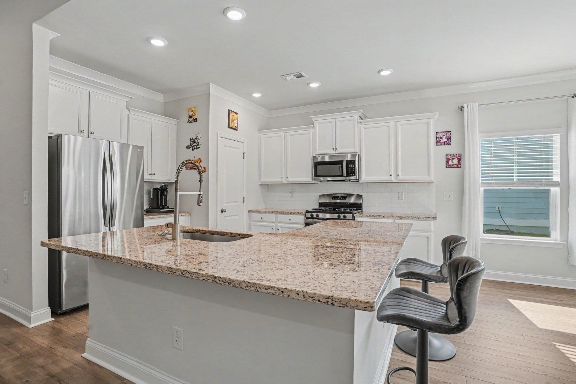 3716 Atwood Place Photo 10