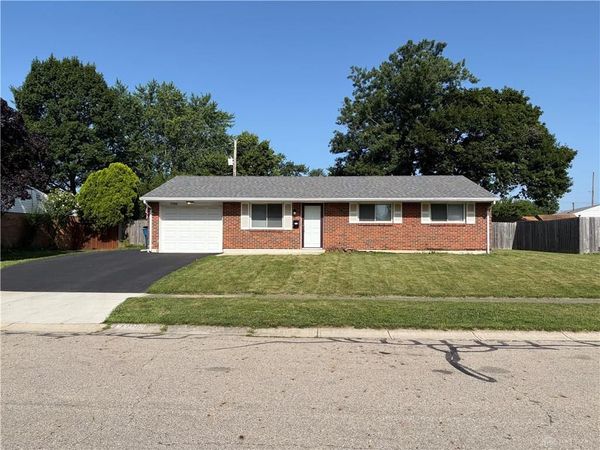 7280 Cedar Knolls Drive, Huber Heights, OH 45424