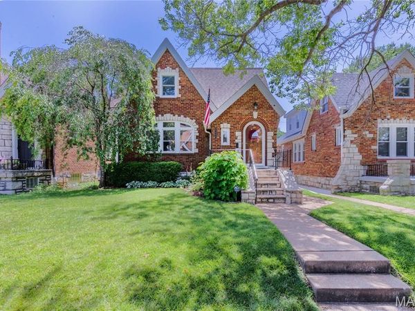 5408 Tholozan Avenue, St Louis, MO 63109