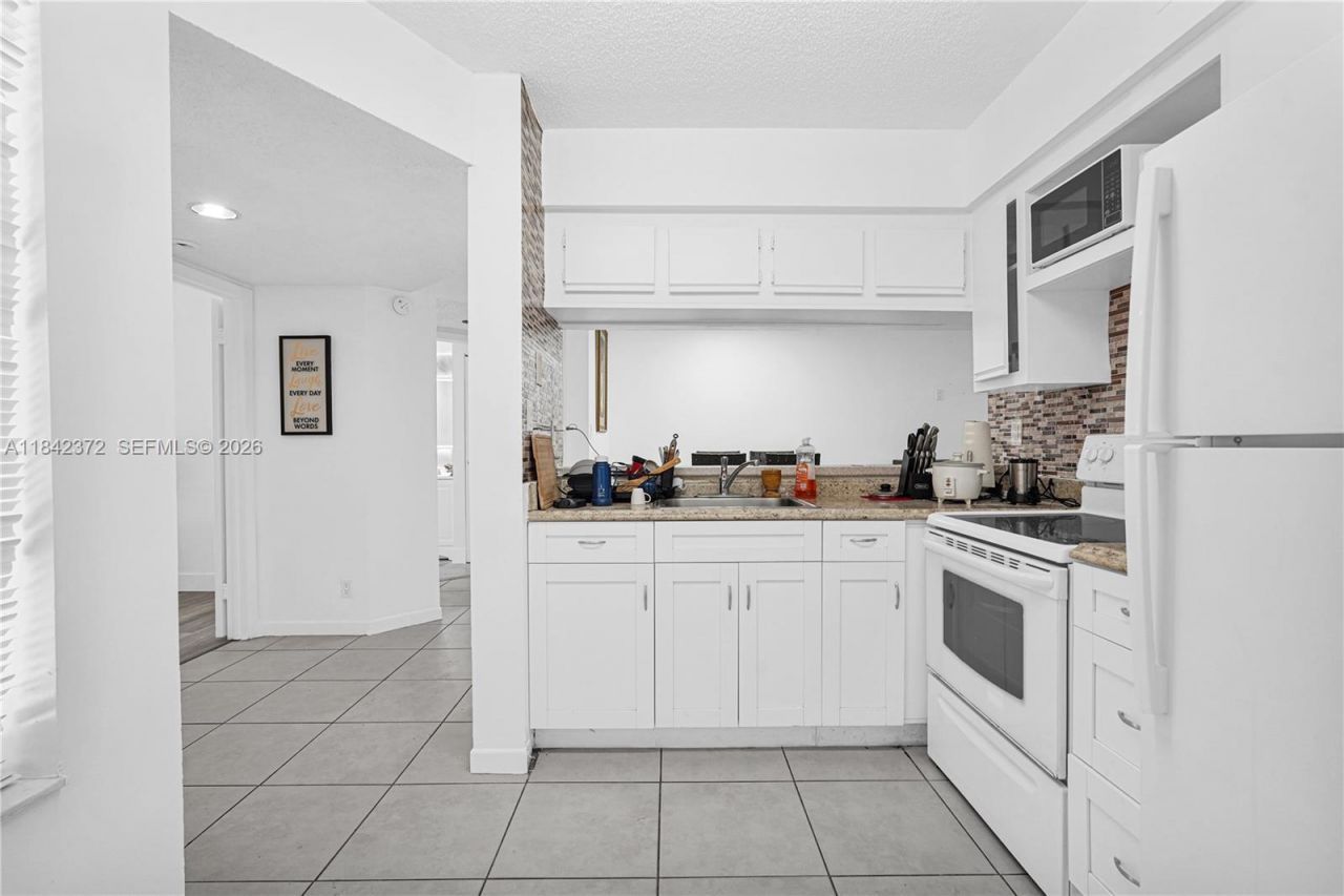 9159 SW 141st Pl, Unit 9159, Miami, FL 33186 Photo